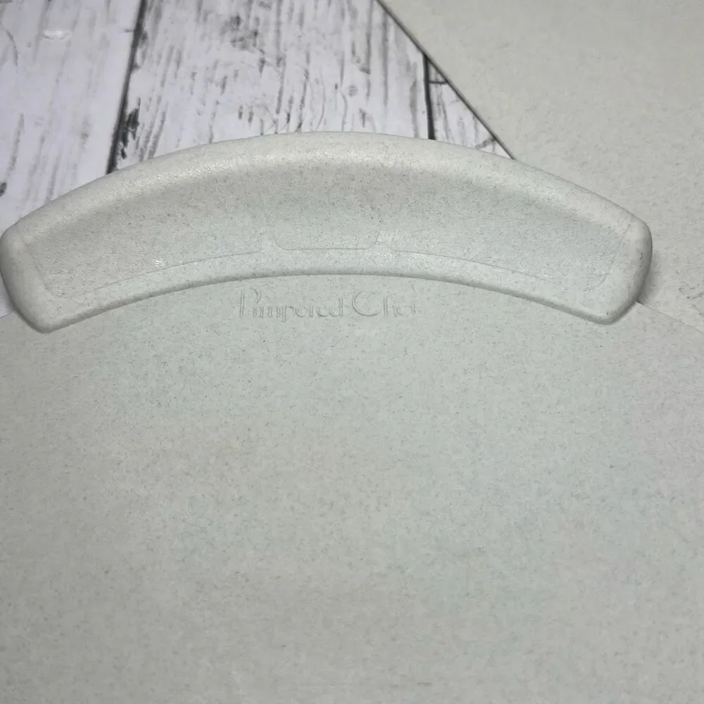 Pampered Chef Lift & Serve Kitchen Tool 12” For Cakes Rings‎ Pizza